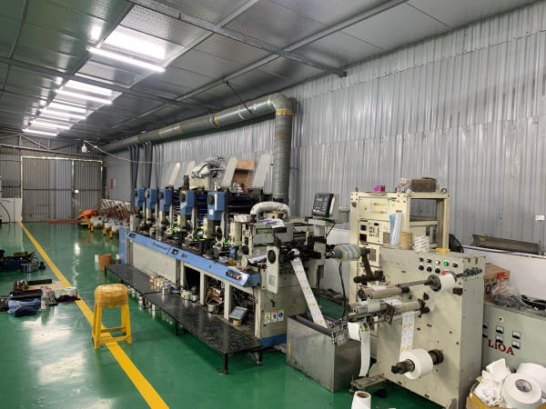 Hình ảnh xưởng sản xuất Hoàng Nam